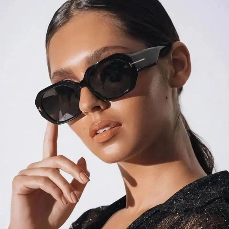 Sublimez votre Look avec les Lunettes de Soleil Tom Ford pour Homme et Femme