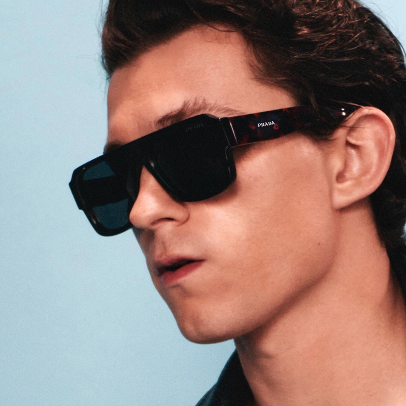 lunettes prada tom holland